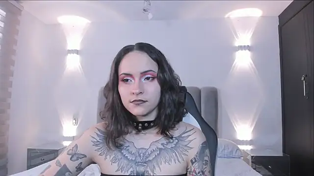 AnnyThompson  online show from January 14, 10:13 pm