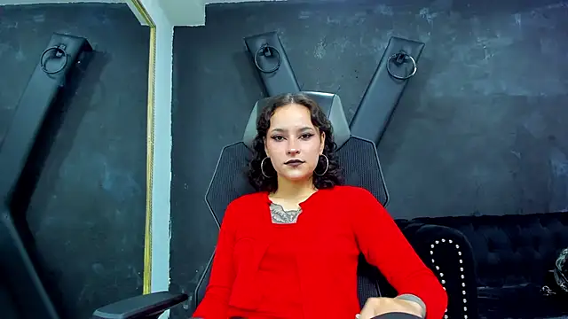 AnnyThompson  online show from October 18, 5:59 pm