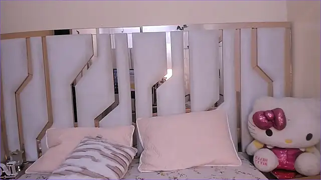 TifanyChill online show from November 28, 5:24 pm