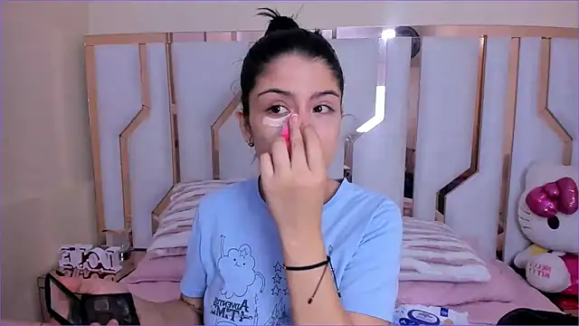 TifanyChill online show from November 4, 7:39 pm