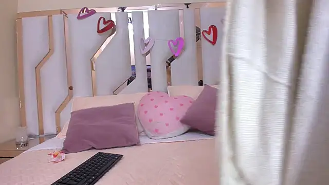 TifanyChill online show from March 10, 7:18 pm