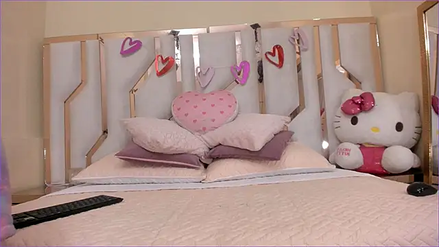 TifanyChill online show from February 12, 8:18 pm
