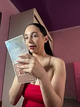 Snapshot of Kristis43 chatting on June 12, 2:15 pm Kristis43 online show from June 12, 2:15 pm