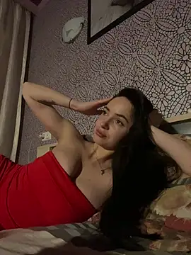 Snapshot of Kristis43 chatting on June 11, 12:32 am Kristis43 online show from June 11, 12:32 am