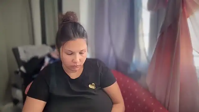 minette-sexy online show from September 19, 9:24 am