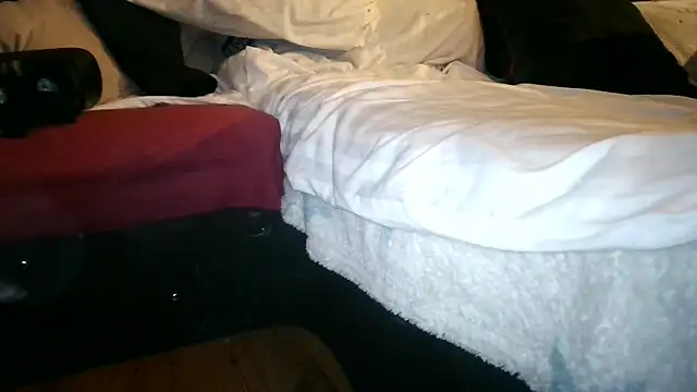 lukasdie online show from April 11, 1:46 am