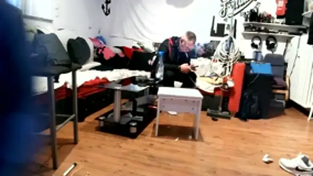 lukasdie online show from May 15, 3:54 pm