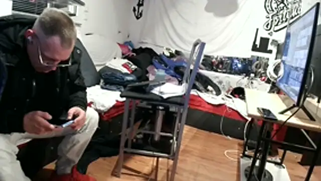 lukasdie online show from May 17, 12:54 am