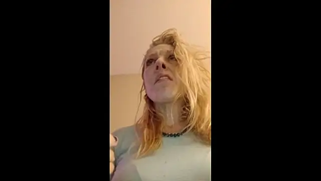 we8camgirl online show from October 25, 1:34 pm