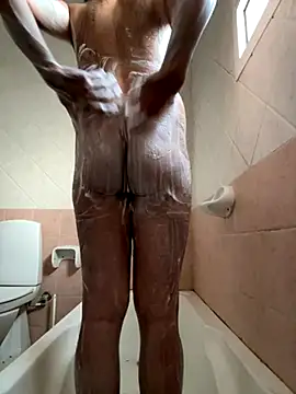 Snapshot of secc69 chatting on October 12, 2:35 am secc69 online show from October 12, 2:35 am