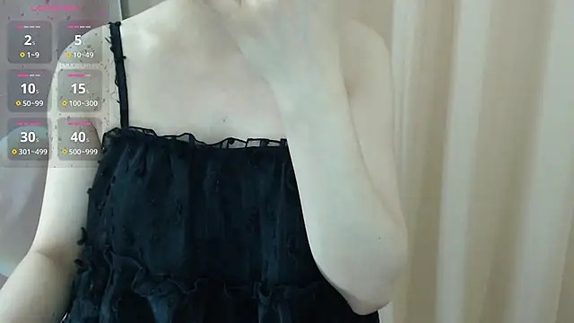 Snapshot of KaleAnisa chatting on October 5, 1:40 am KaleAnisa online show from October 5, 1:40 am
