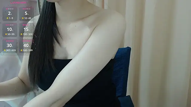 Snapshot of KaleAnisa chatting on October 18, 1:29 am KaleAnisa online show from October 18, 1:29 am