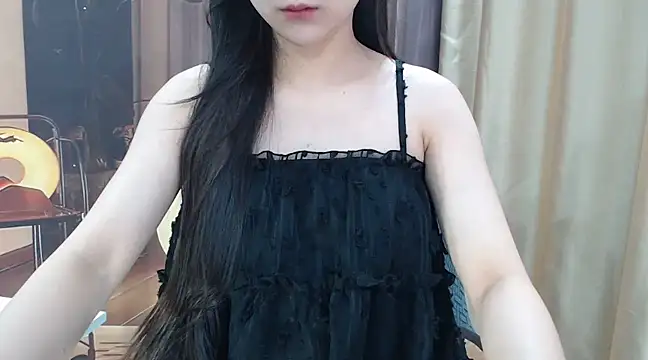 Snapshot of KaleAnisa chatting on March 18, 1:24 am KaleAnisa online show from March 18, 1:24 am