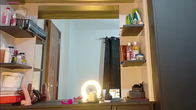 online bestie online show from January 17, 9:57 am