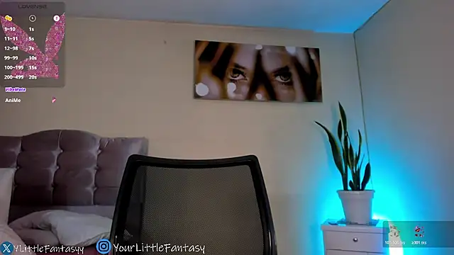 Snapshot of lauvelez__ chatting on July 28, 4:39 pm lauvelez online show from July 28, 4:39 pm