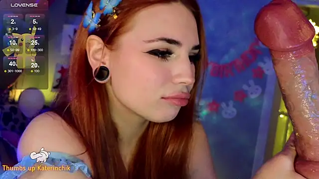 Snapshot of Katerinchik chatting on March 18, 5:01 pm Katerinchik online show from March 18, 5:01 pm