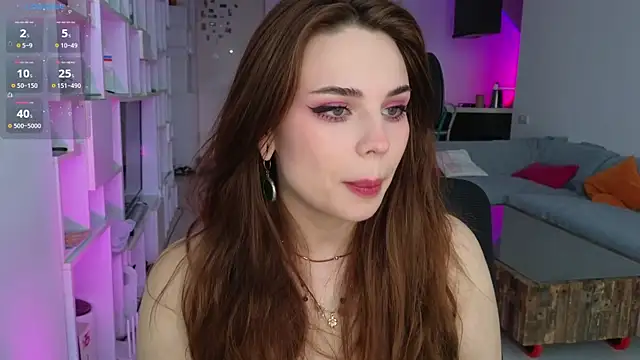 Snapshot of Katerinchik chatting on June 12, 4:05 pm Katerinchik online show from June 12, 4:05 pm