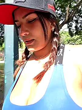 camiysebas21 online show from November 22, 7:02 pm