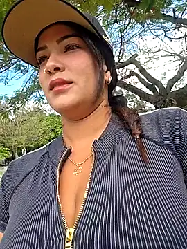 camiysebas21 online show from May 10, 7:16 pm