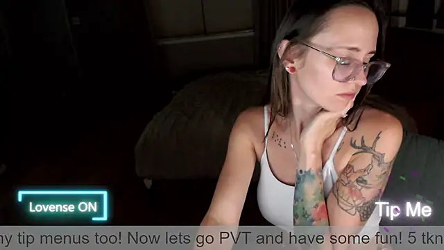 Plantbabeee online show from June 5, 4:06 am