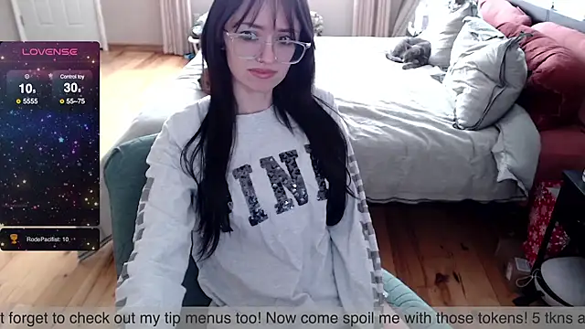 Snapshot of Plantbabeee chatting on January 27, 4:54 pm Plantbabeee online show from January 27, 4:54 pm