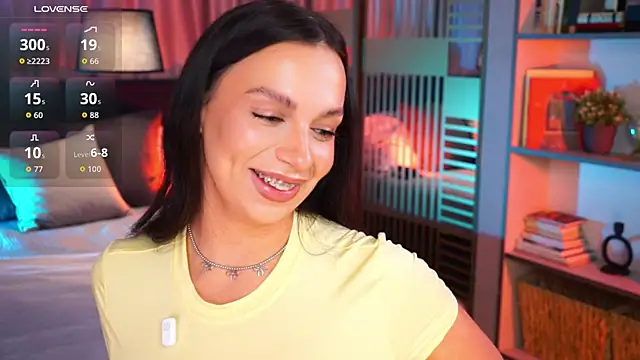 LunaNight online show from April 13, 9:41 pm