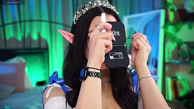 LunaNight online show from November 2, 8:47 pm