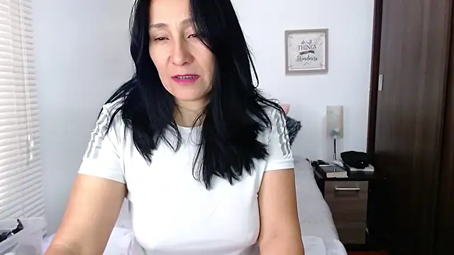 Maira B online show from February 6, 3:08 pm