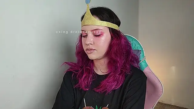 WandaDoll online show from November 11, 12:00 pm