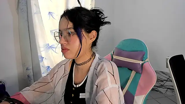Snapshot of WandaDoll chatting on March 2, 3:30 pm WandaDoll online show from March 2, 3:30 pm