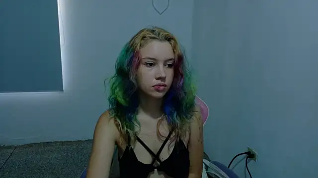 WandaDoll online show from February 5, 12:12 pm