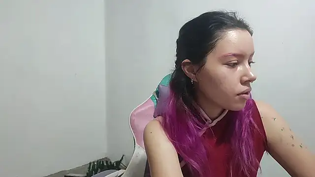 WandaDoll online show from January 7, 12:10 pm