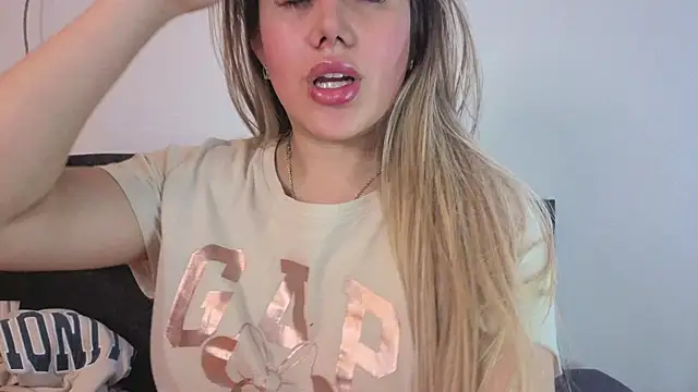 eleecttraa 12 online show from March 13, 7:08 pm