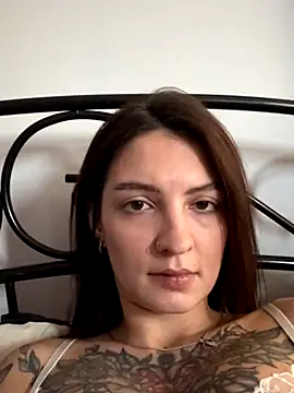 BabeRainbow online show from October 19, 11:57 am