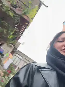 BabeRainbow online show from December 30, 11:48 am