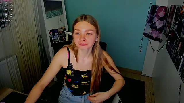 Snapshot of Molly_sweetie chatting on February 26, 9:55 am Molly sweetie online show from February 26, 9:55 am