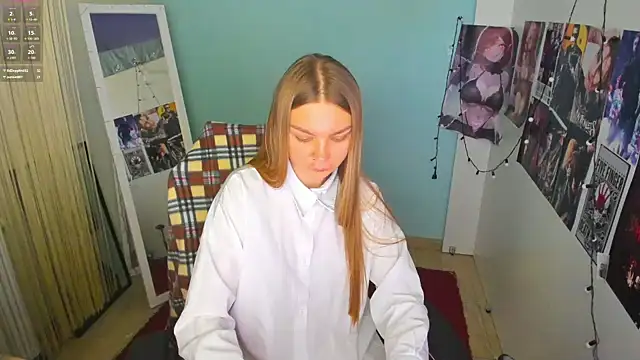 Snapshot of Molly_sweetie chatting on March 4, 10:13 am Molly sweetie online show from March 4, 10:13 am