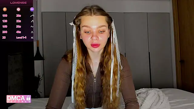 Molly sweetie online show from January 10, 7:15 am