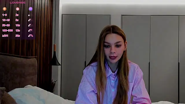 Snapshot of Molly_sweetie chatting on September 26, 6:09 am Molly sweetie online show from September 26, 6:09 am
