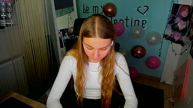 Snapshot of Molly_sweetie chatting on February 21, 11:33 am Molly sweetie online show from February 21, 11:33 am