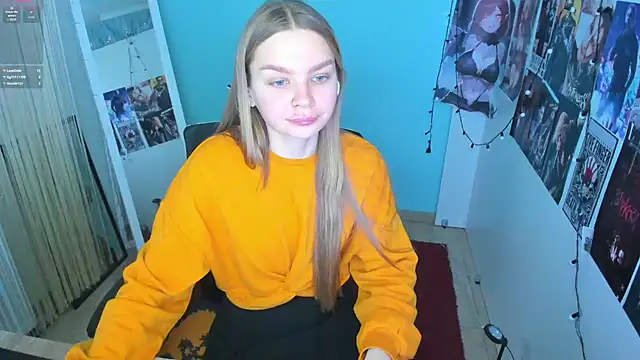 Snapshot of Molly_sweetie chatting on March 5, 10:11 am Molly sweetie online show from March 5, 10:11 am