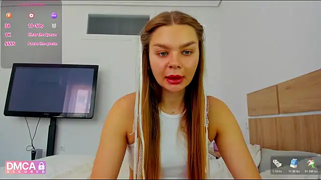 Snapshot of Molly_sweetie chatting on May 17, 9:20 am Molly sweetie online show from May 17, 9:20 am