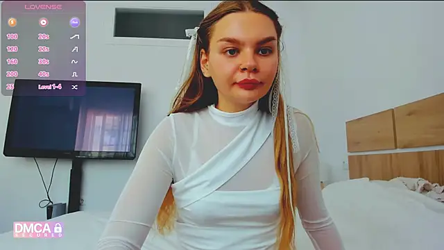 Snapshot of Molly_sweetie chatting on June 1, 6:57 am Molly sweetie online show from June 1, 6:57 am