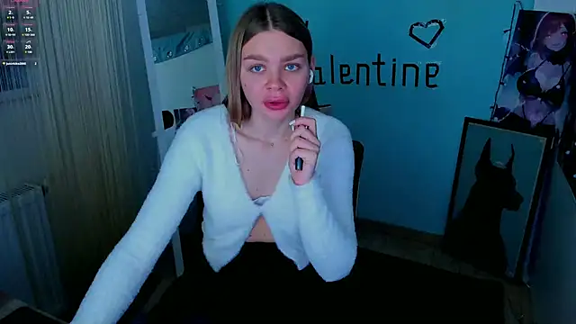 Snapshot of Molly_sweetie chatting on February 11, 10:36 am Molly sweetie online show from February 11, 10:36 am