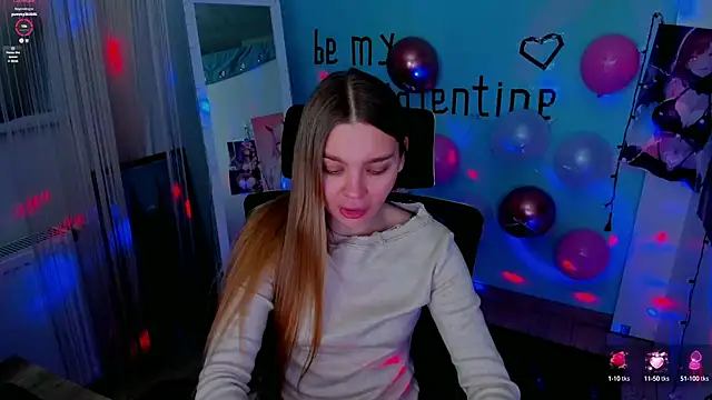 Snapshot of Molly_sweetie chatting on February 14, 10:38 am Molly sweetie online show from February 14, 10:38 am
