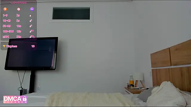 Snapshot of Molly_sweetie chatting on May 23, 6:34 am Molly sweetie online show from May 23, 6:34 am