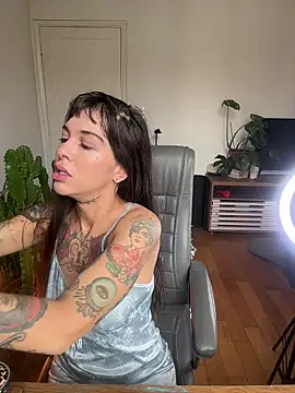 Nikatsu online show from October 31, 12:24 pm