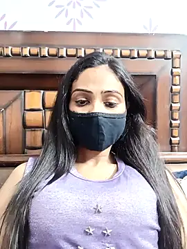 Yours-Bebo online show from February 22, 4:30 pm