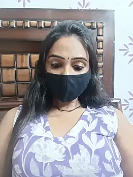 Snapshot of Yours-Bebo chatting on July 6, 6:21 pm Yours-Bebo online show from July 6, 6:21 pm