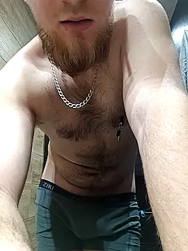 Snapshot of Sweet_bear69 chatting on November 19, 9:37 pm Sweet bear69 online show from November 19, 9:37 pm